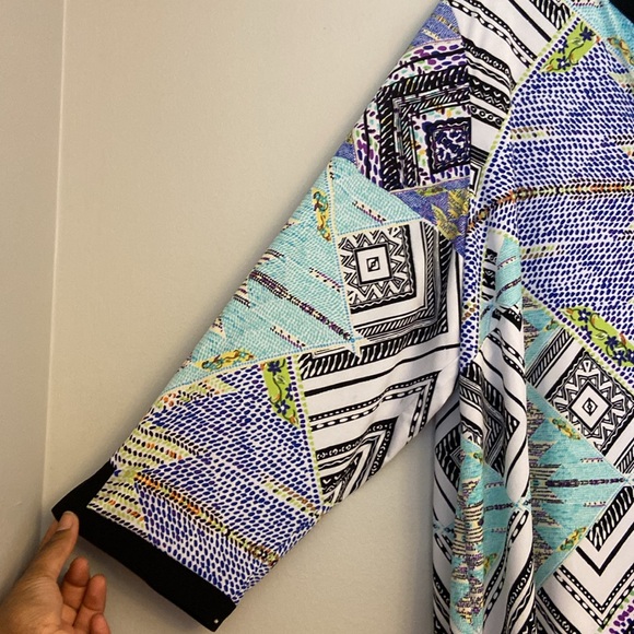 💜NWT Rafaella Modern Aztec Print Tunic Length Women’s size 2X - Picture 4 of 9